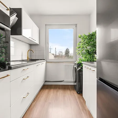 Smart - Near Essen, Oberhausen, Bottrop - Perfect For 6 Guests! Balcony - Netflix - Smart Tv Essen
